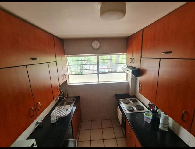 1 BEDROOM APARTMENT FOR SALE IN PARKMORE